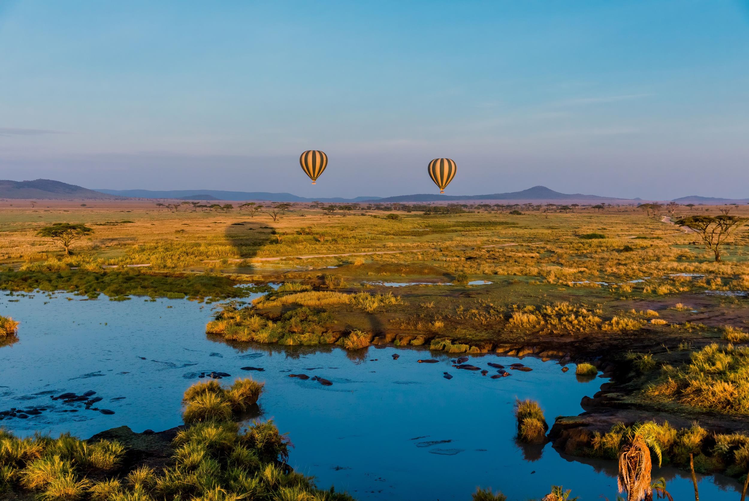 Hot air balloon flight in Serengeti