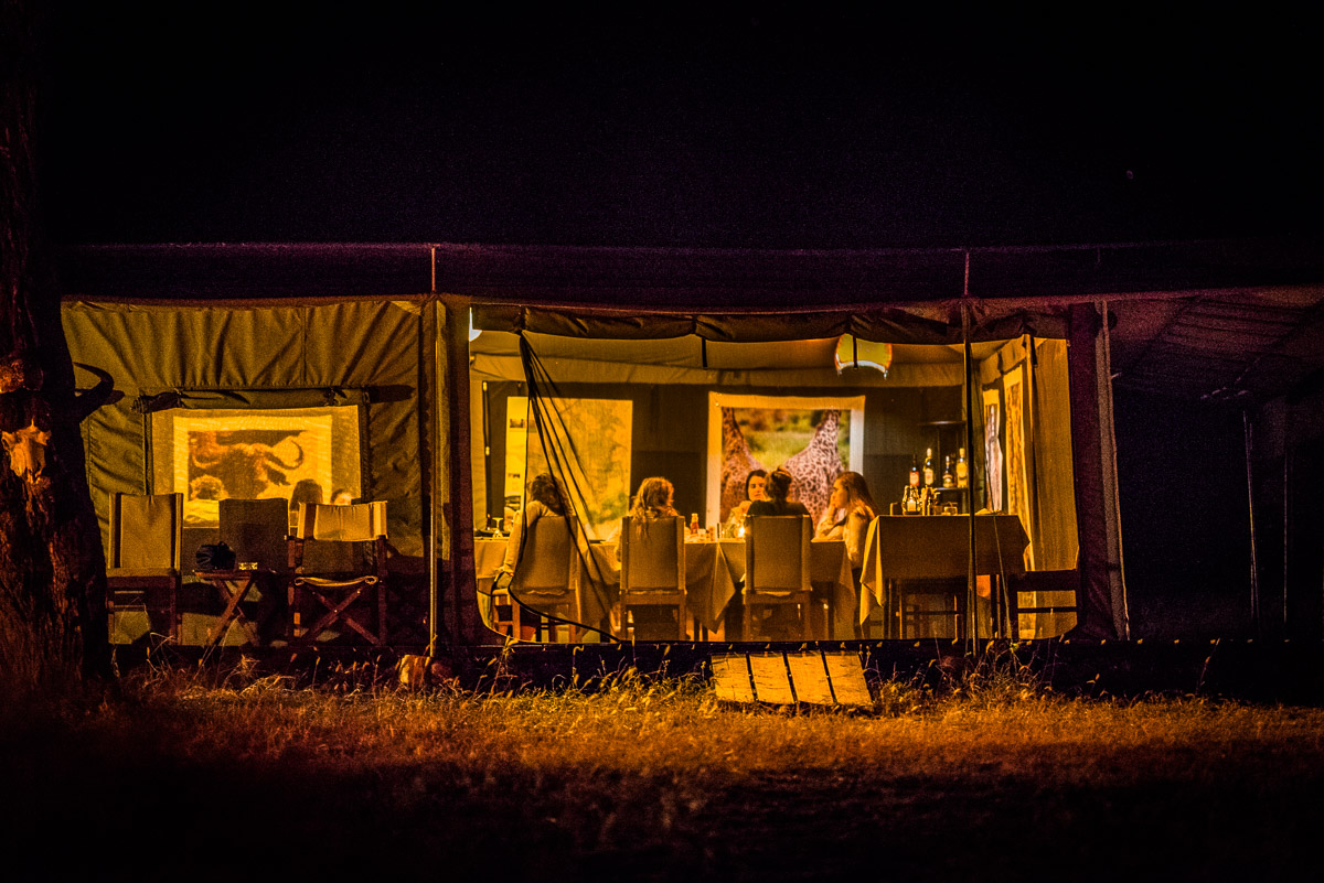 Ang'ata camp Serengeti Tanzania diner