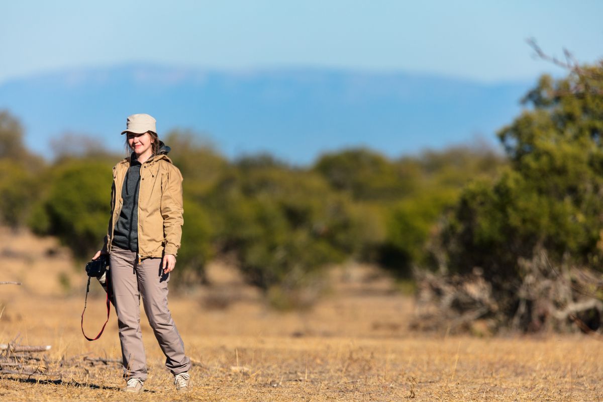 What To Wear On A Tanzania Safari [The Ultimate Guide]